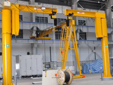 360-degree rotating fixed column type single arm crane