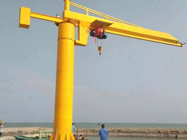 The cantilever crane shall be maintained regularly